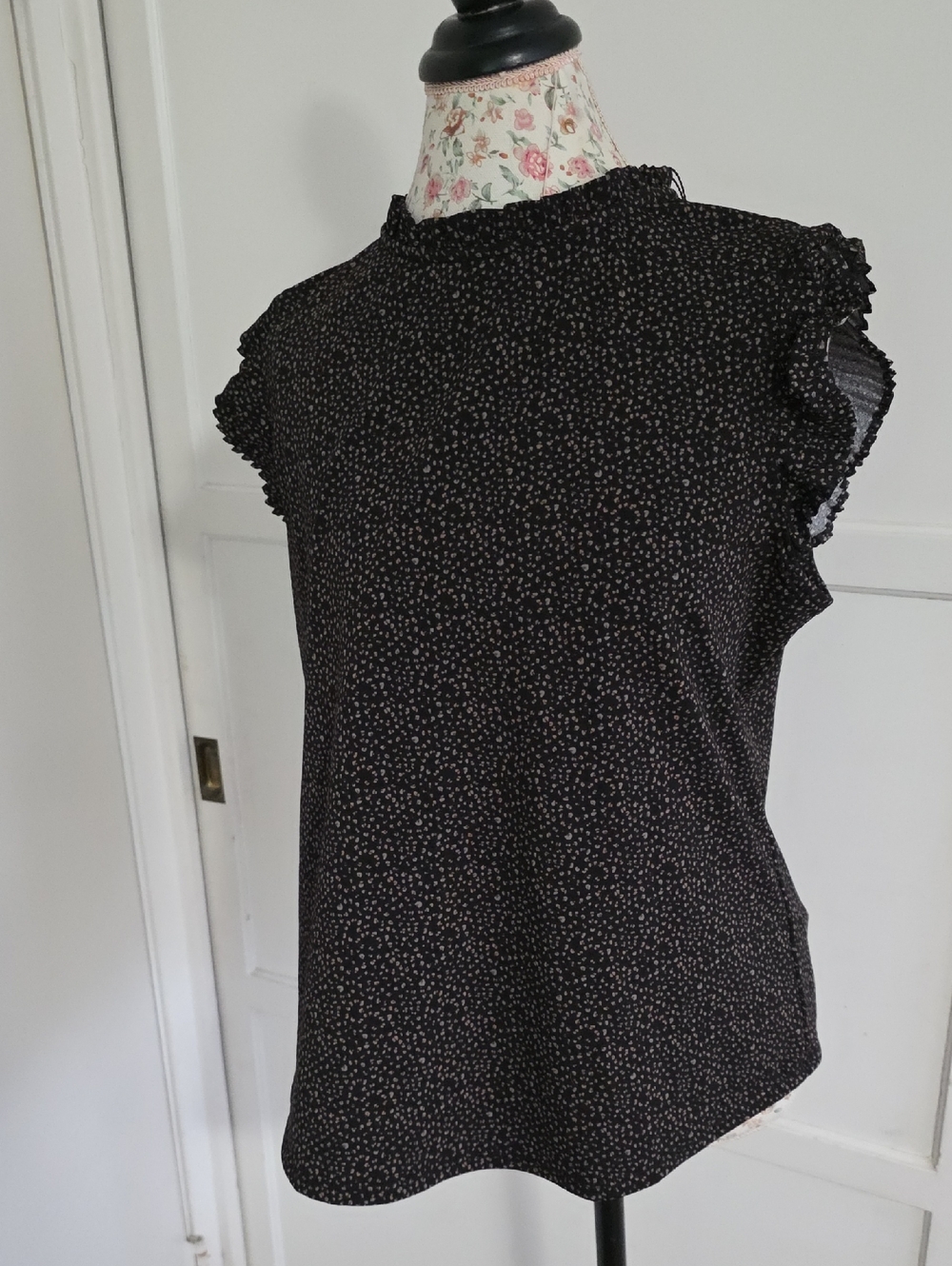 Adrianna Papell Black Dotted Ruffle Sleeve Mock Neck Top